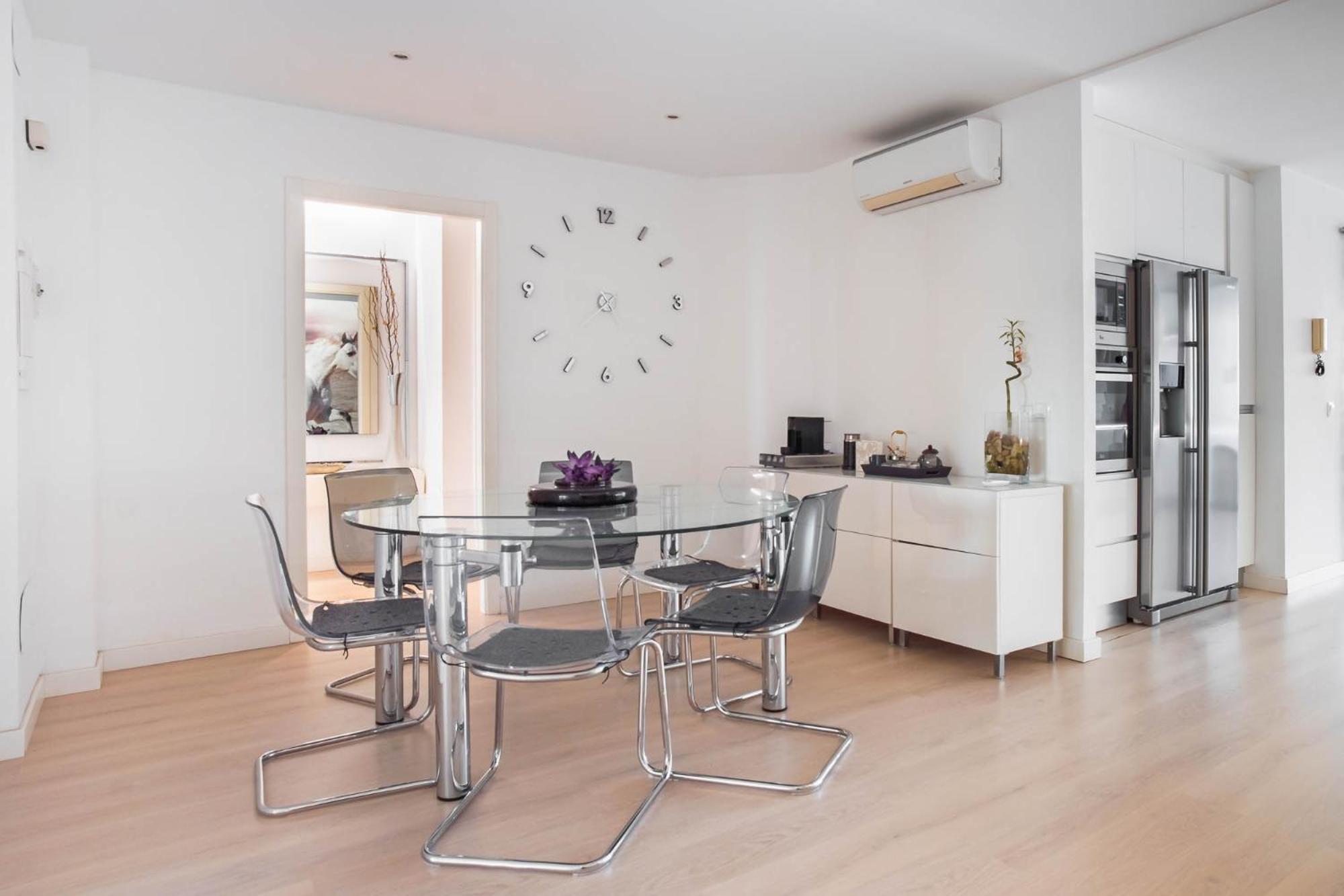 Luxury Sea View Apartment In Puerto De Alcudia Екстериор снимка
